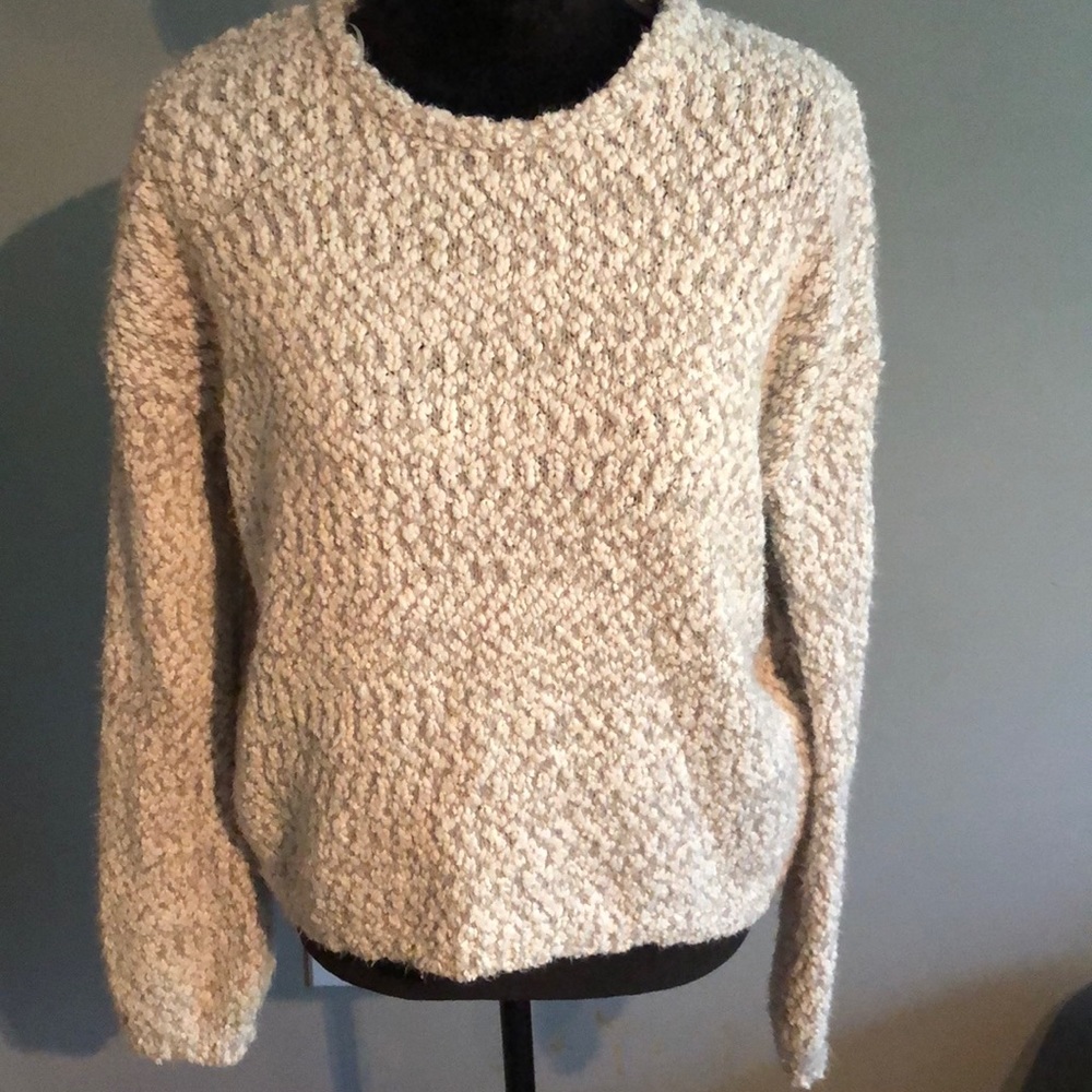 Beige and light gray sweater size medium
